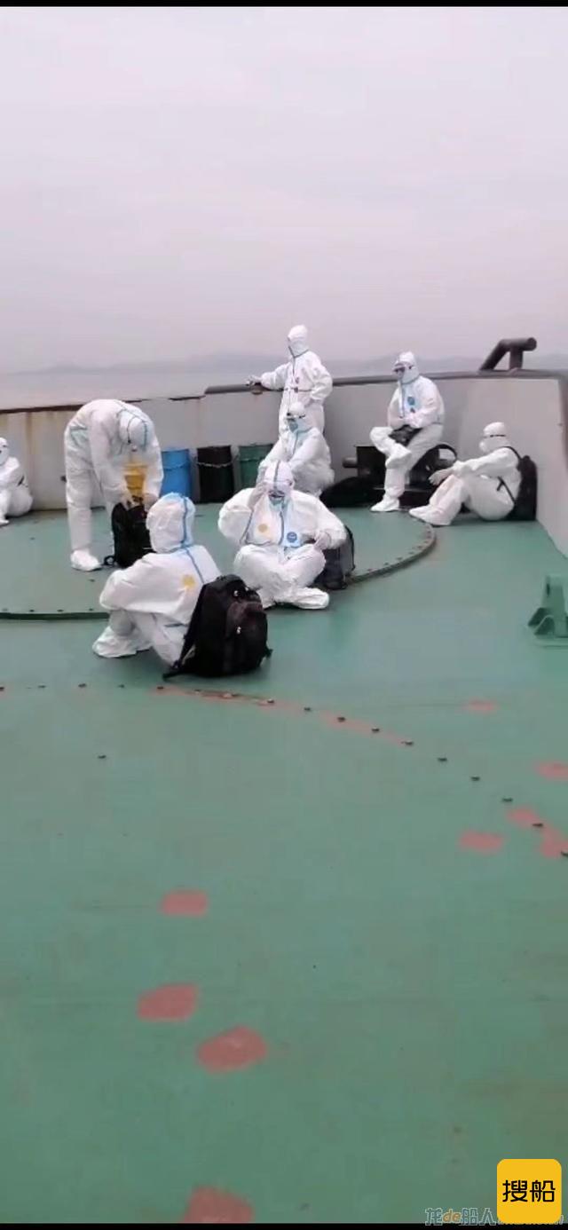 “弘进”轮剩余9人全部撤离！15名新船员将在专业消杀后上岗