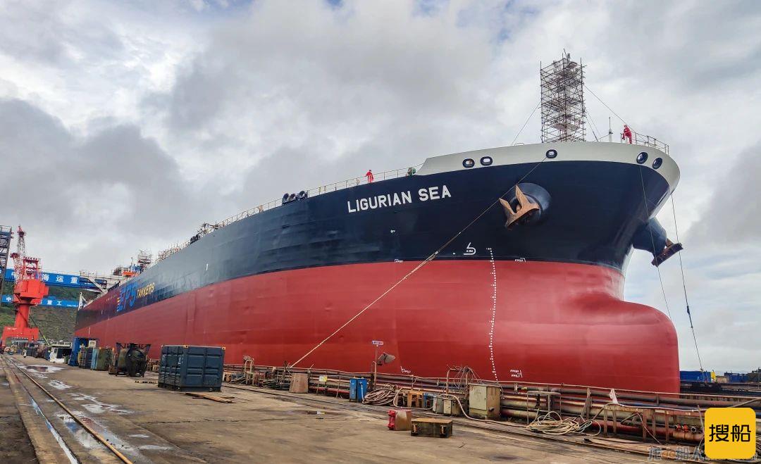 舟山中远海运重工完成“利古里亚海”轮脱硫装置改装工程