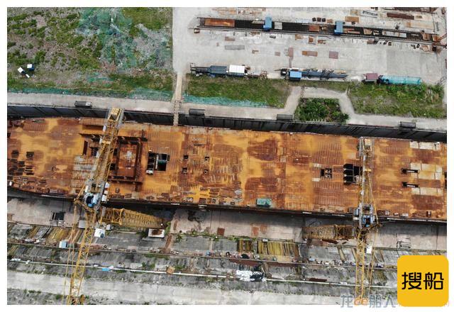 花10亿在四川山沟重建“泰坦尼克”：7年后仍未完工 船体锈迹斑斑