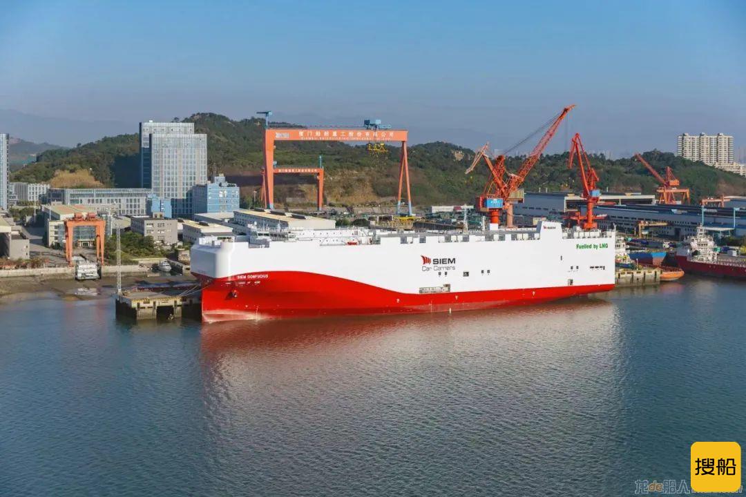 厦船重工造7500车LNG汽车滚装船斩获2021年SHIPPAX深海滚装环境奖