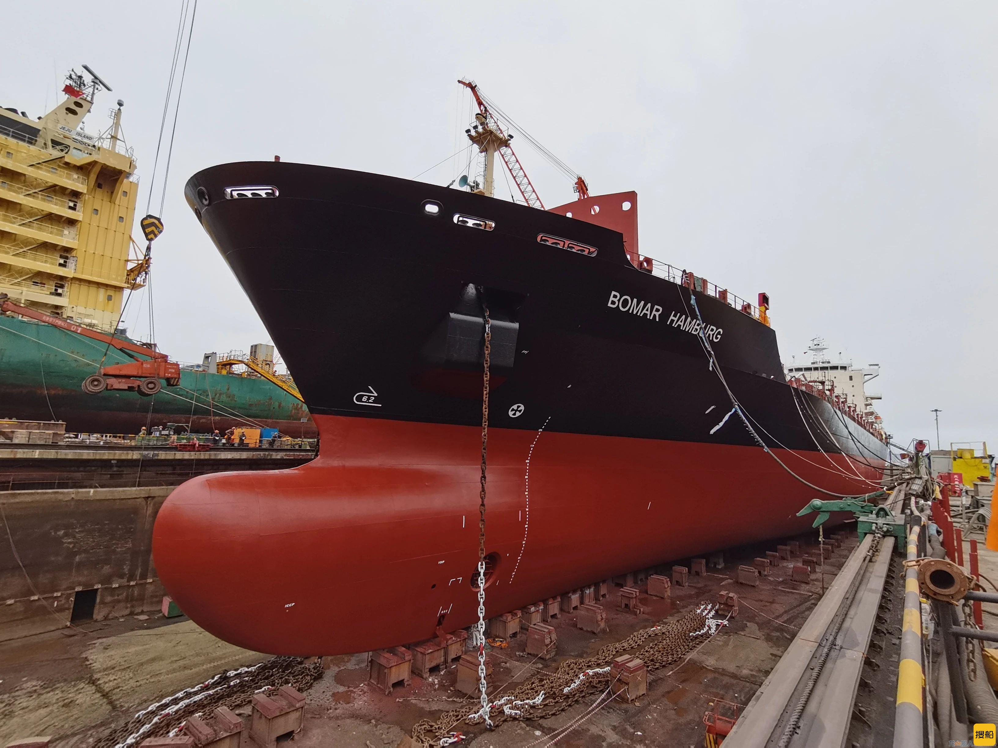 大连中远海运重工完成“博马”轮、“济州”轮修理工程