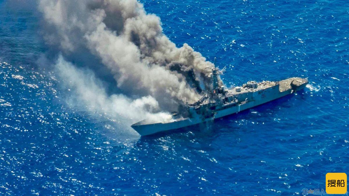 美国最后一艘佩里级护卫舰被美军亲手击沉