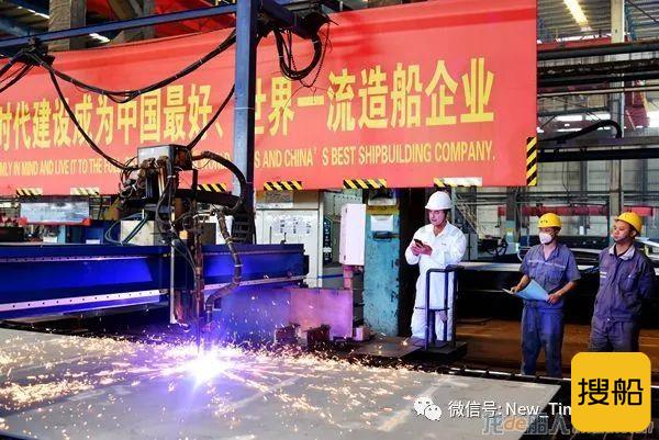 新时代造船54#156500吨油船开工建造