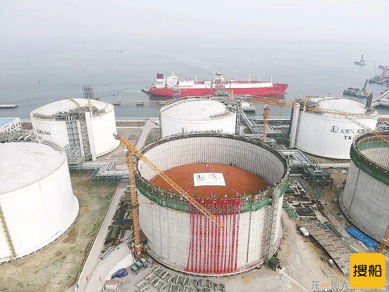 国内最大LNG储罐气压升顶成功