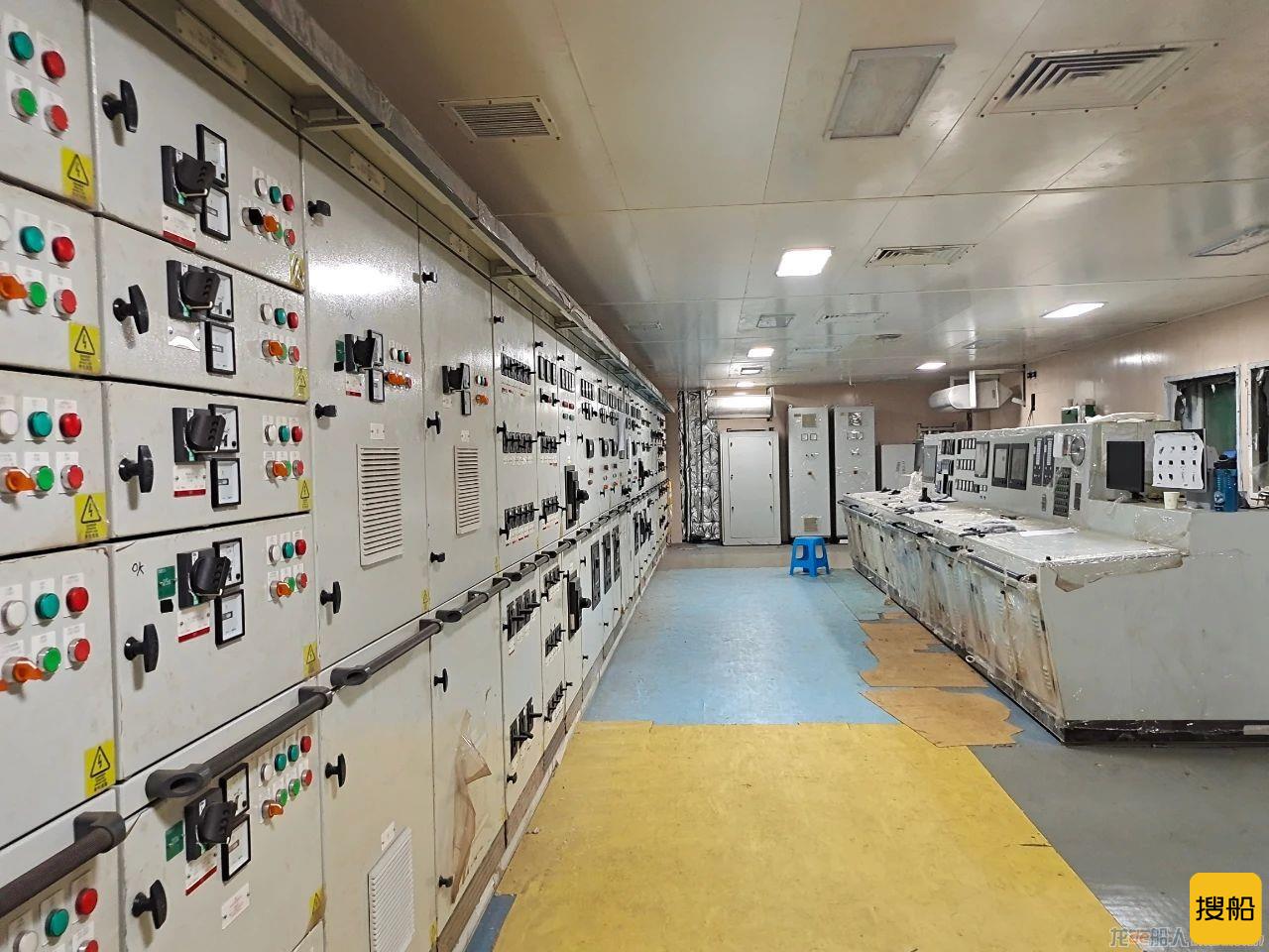 新港船舶重工一天实现试航出坞两大节点