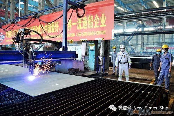 新时代造船55#156500吨油船开工建造