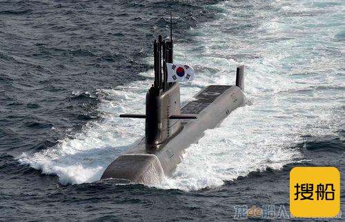 韩首艘3000吨级自研潜艇“岛山安昌浩”号服役
