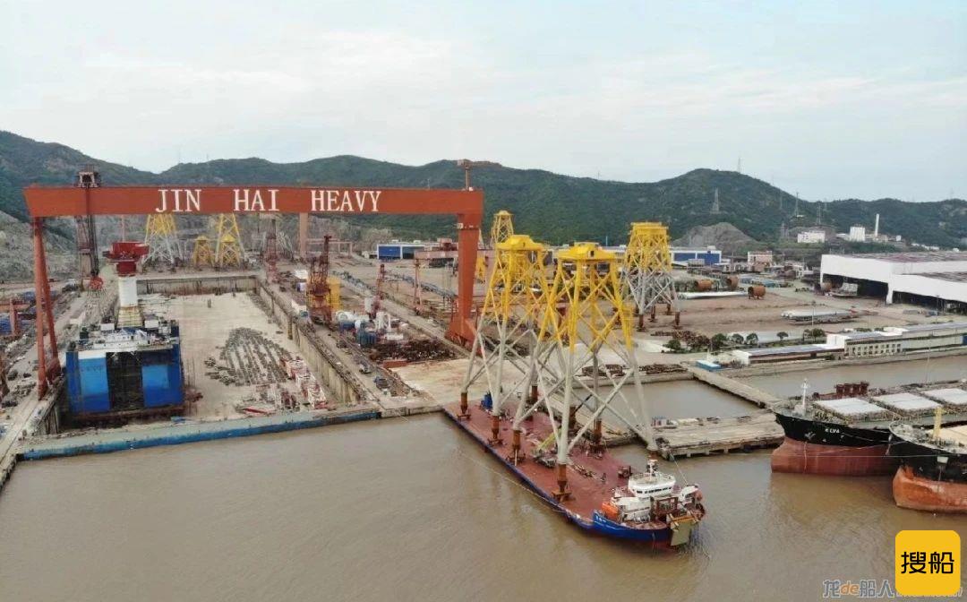 金海智造合作单位中岛建设首制500MW海上风电项目两套风机导管架装船发运