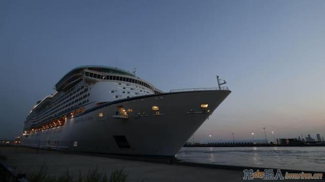 美国一邮轮上92%乘客都已接种疫苗，但仍有2人病毒检测阳性