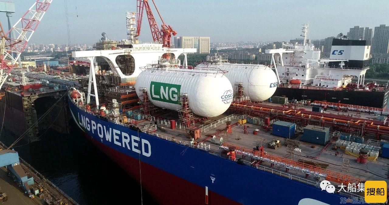 大船集团建造的全球首艘LNG双燃料VLCC今日试航