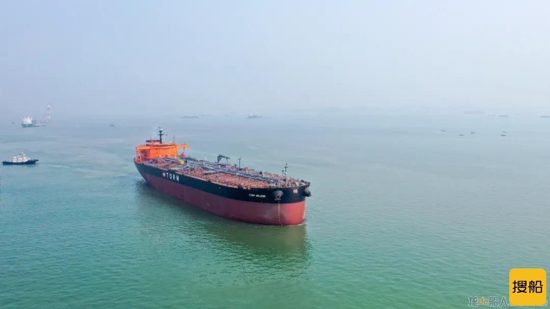 广船国际TORM11.4万吨成品油/原油船1号船试航