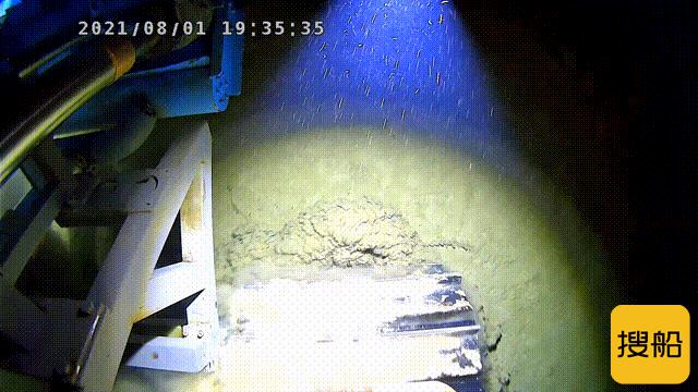 上海交大深海重载作业采矿车“开拓一号”完成1300米深海试验