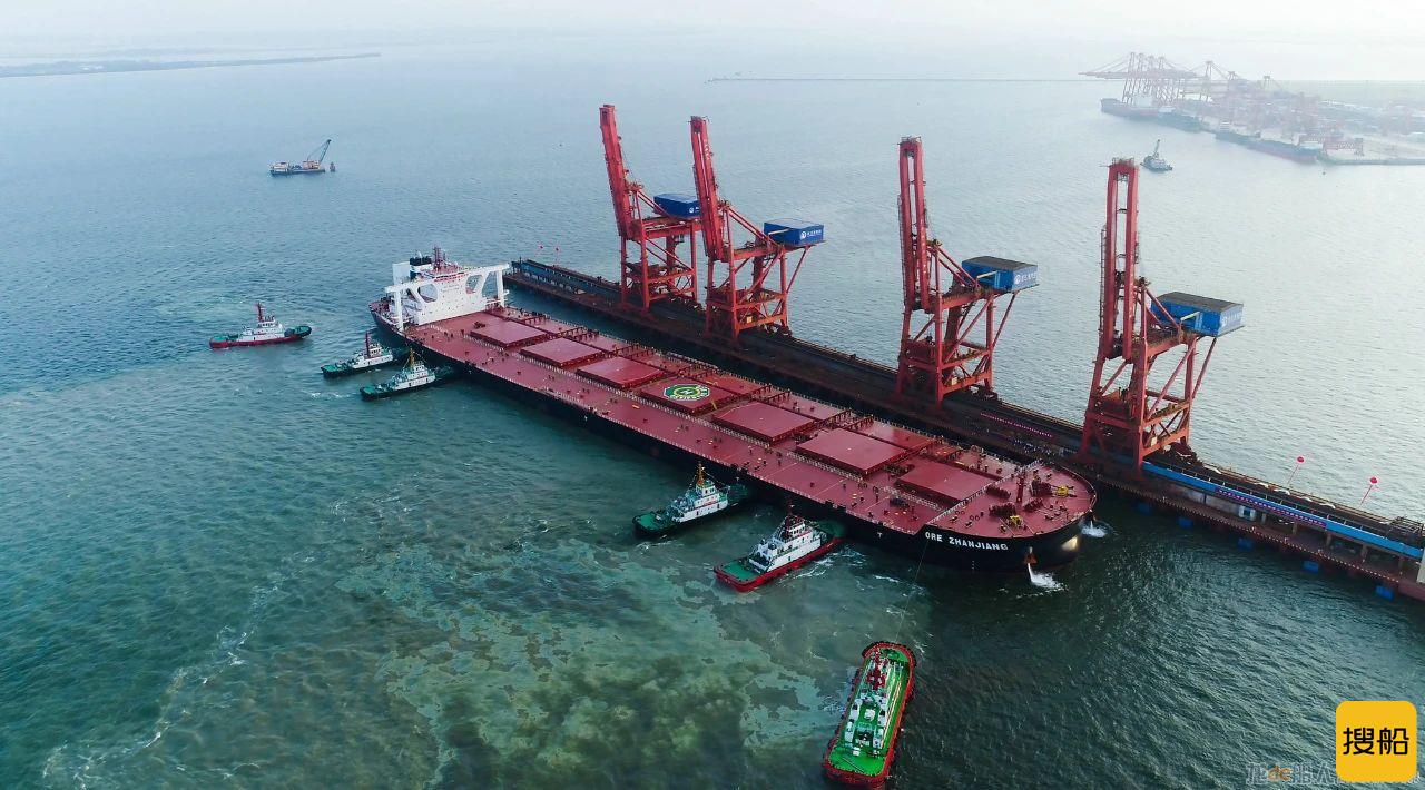 华南沿海港口第一个40万吨散货码头重载调试成功