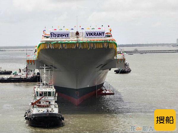 印度首艘国产航母开始首次海试