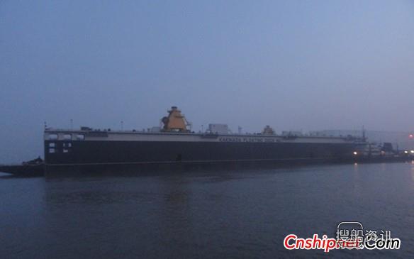 江苏海通13500吨举力浮船坞交船并拖航,上海海通派的船咋样