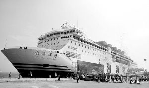 我国最大客滚船“渤海翠珠”轮运营,渤海晶珠号客滚船