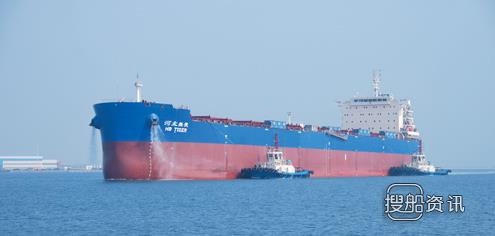 北船重工首制8.2万吨散货船交付,大连中远船务散货船n223交付