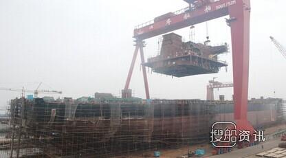 口岸船舶38000吨杂货船TK1007完成整体吊装,泰州口岸船舶有限公司