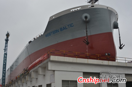 江苏韩通38800吨散货轮HT388-138下水,江苏货轮印度被扣