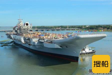 印度建造首艘国产航母出坞