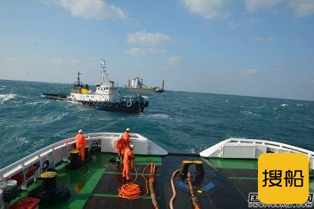 “东海救116”轮在台湾海峡救助失控漂航外轮