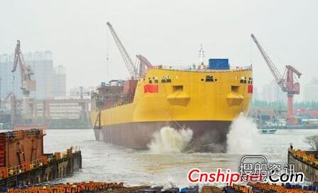 沪东中华第3艘38000吨化学品船安全下水,沪东中华造船厂lng船