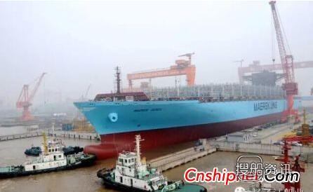 扬子江船业10000TEU集装箱船2号船顺利出坞,扬子江船业
