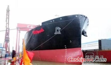 沪东中华造船17.4万立方米液化天然气船2号船出坞,中国最大液化气运输船