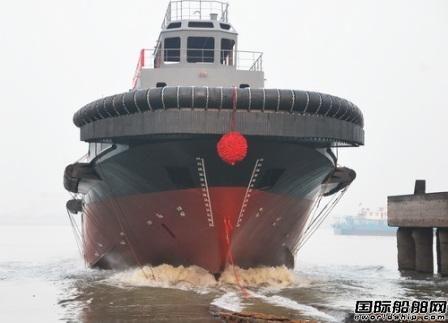镇江船厂建造“舟港拖31”轮顺利下水