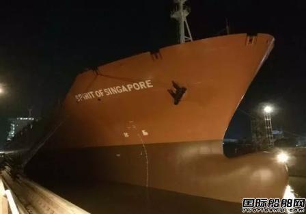 广东中远船务“墨尔本”轮提前36小时出坞