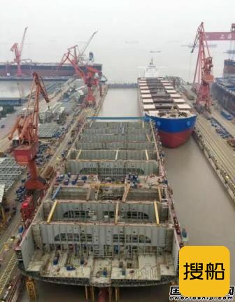 外高桥造船20000箱半岛坐墩工艺首次实施