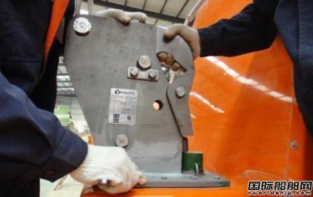 Vanguard推出新救生艇负载释放吊钩及换钩技术