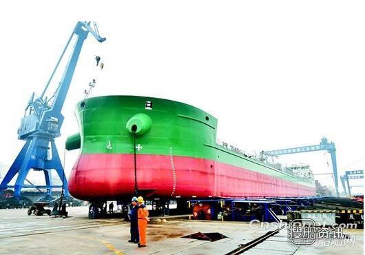 宜昌达门船厂8000吨位运输油船将下水,油船各吨位尺寸