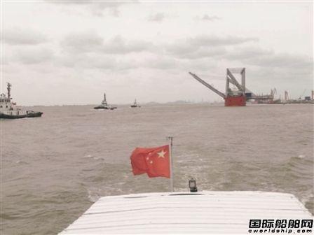长江史上最宽船“天鹅”轮安全离通