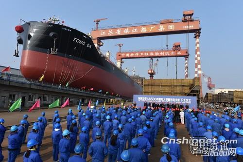 全球第二艘“海骆驼”顺利下水,骆驼沙滩鞋可以下水吗