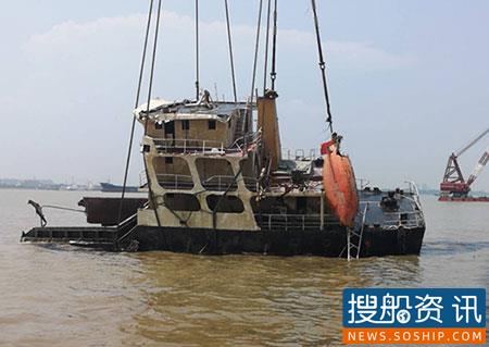 上海吴淞口沉船事故：10名失踪人员全被找到