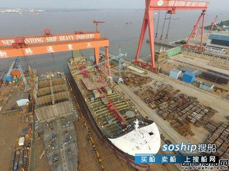 新韩通船舶重工一艘38000吨油化船下水,韩通船舶重工有限公司