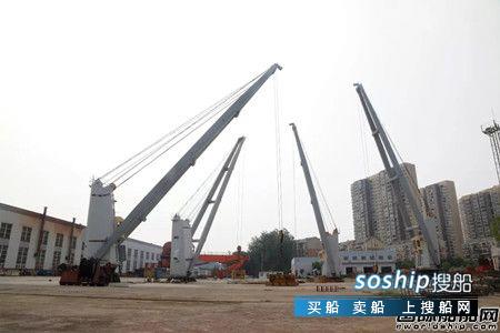 武汉船机4台64000吨散货船配套克令吊完成会检,
