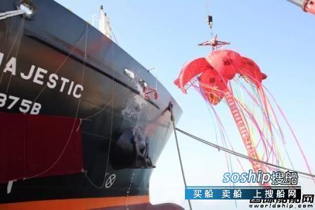 渤船重工交付最后一艘7999吨成品油/加油船,渤船重工李天宝