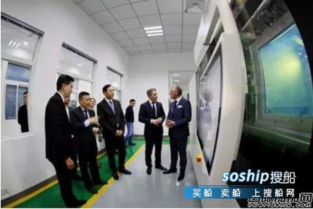 亚洲首台大型超级金属3D打印设备落户江科大,亚洲