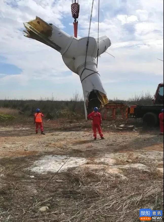 触目惊心!台湾台中风力发电机组被风吹断叶片, 触目惊心!台湾台中风力发电机组被风吹断叶片,