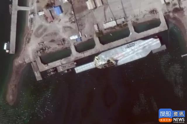 美航母战斗群突然开赴伊朗港口周边，究竟有何用意？