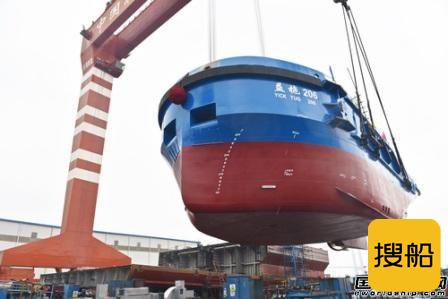 镇江船厂批量建造系列工作船连续下水