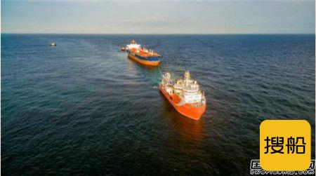 全球首制深海动力定位原油转驳船正式投入运营