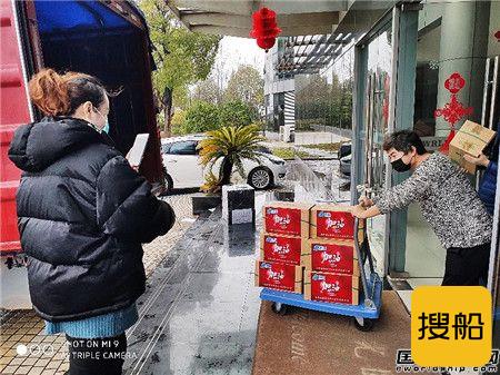 驰援武汉!上海领海挪华捐赠可供18000名医生食用压缩饼干