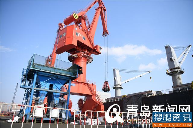 今年首批海运化肥抵青 海事部门保障船舶进港零等待 今年首批海运化肥抵青 海事部门保障船舶进港零等待