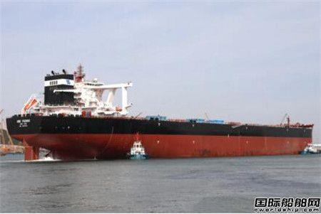 北船重工建造一艘32.5万吨矿砂船试航