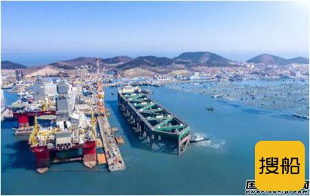中集来福士建造全球最大三文鱼养殖工船完工命名