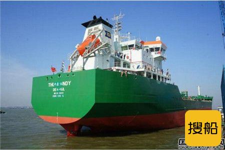 扬州金陵船厂一艘17500吨化学品船试航归来