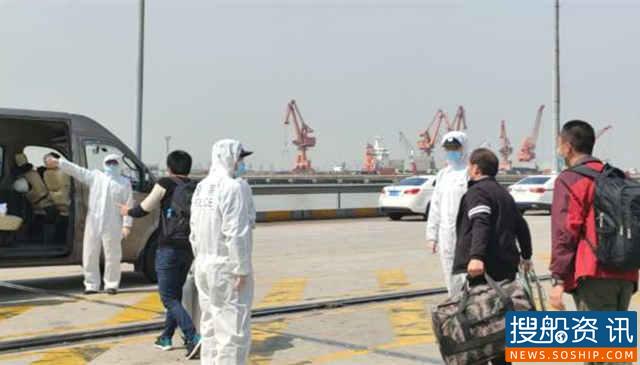 1个多月544艘境外船舶靠泊上海港口，他们这样守好水路防疫第一道防线